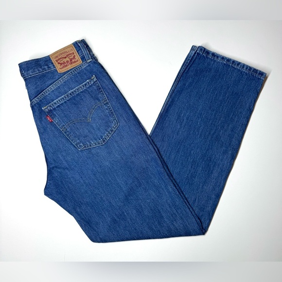 Levis Women’s Low Pro Straight Leg Blue Distressed Jeans Size- 28 - Picture 8 of 10
